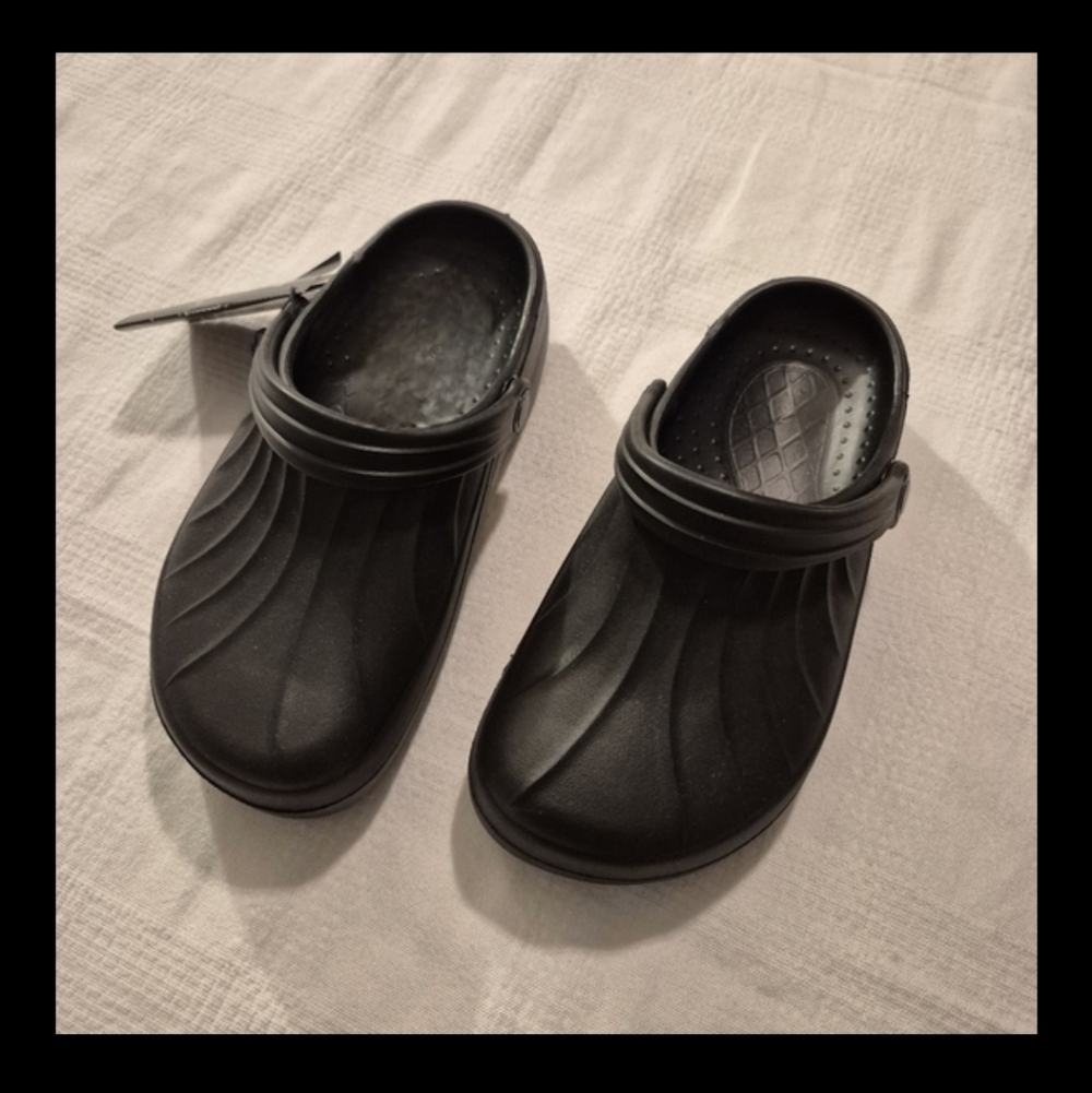 Safe T Step black clogs women's 5 Men's 3 black New in box